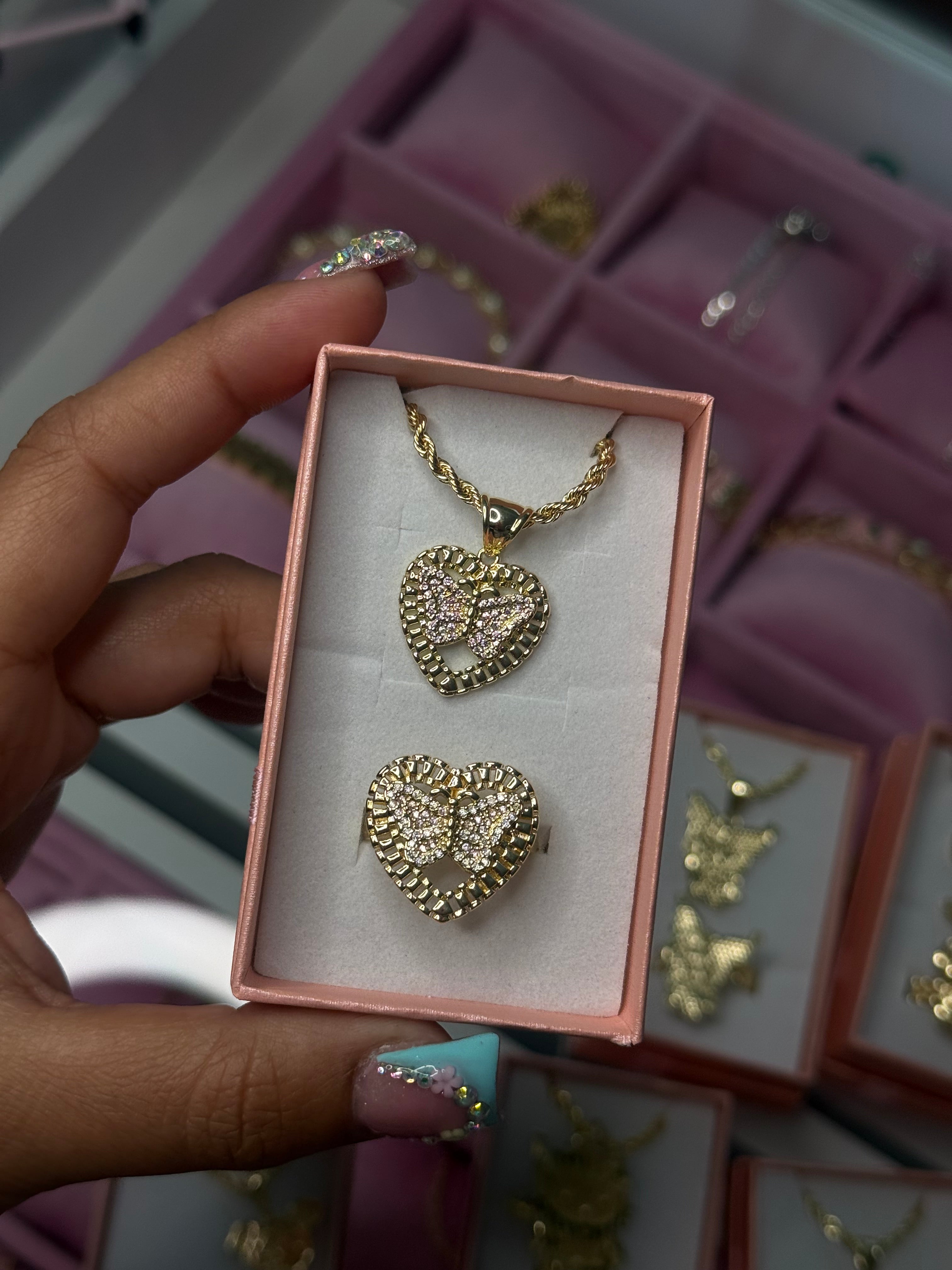 BUTTERFLY SET