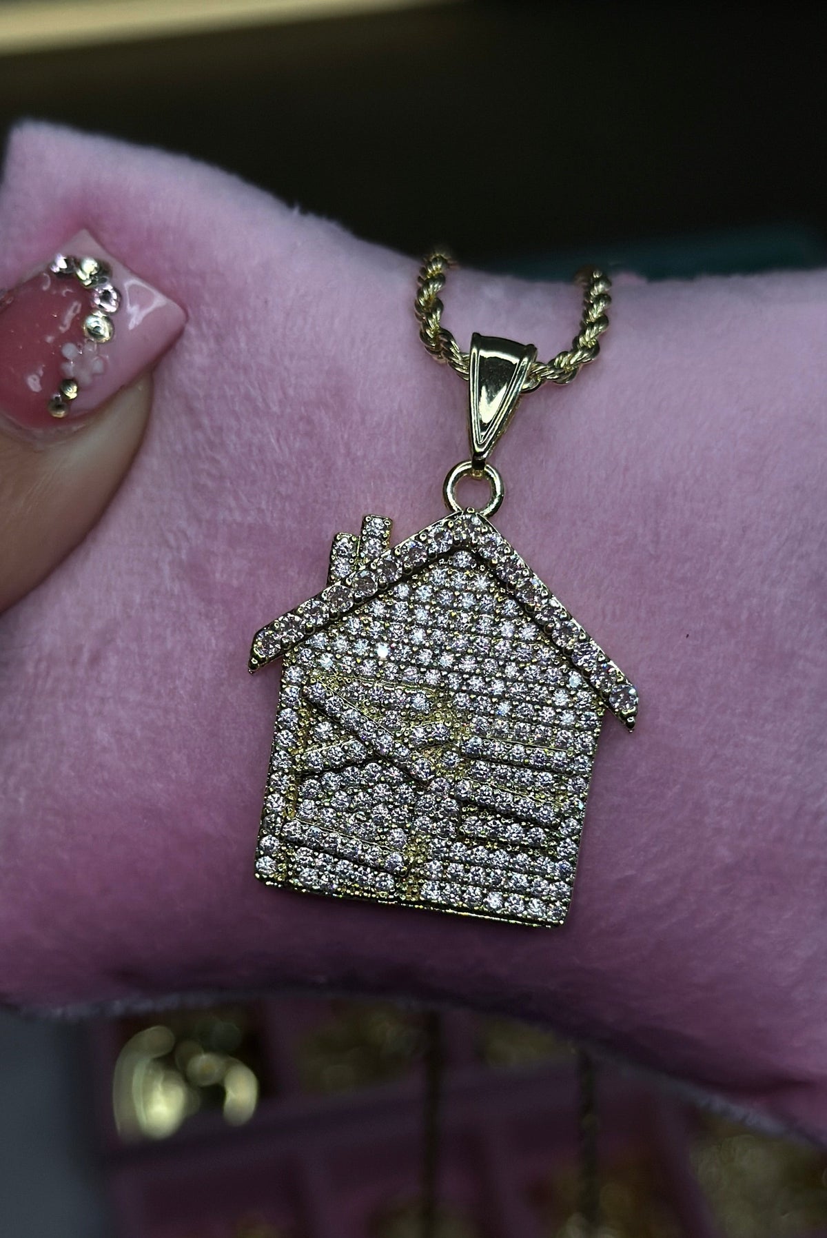 TRAPHOUSE NECKLACE