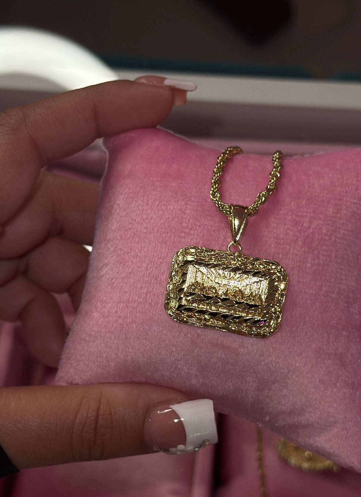 LAST SUPPER NECKLACE