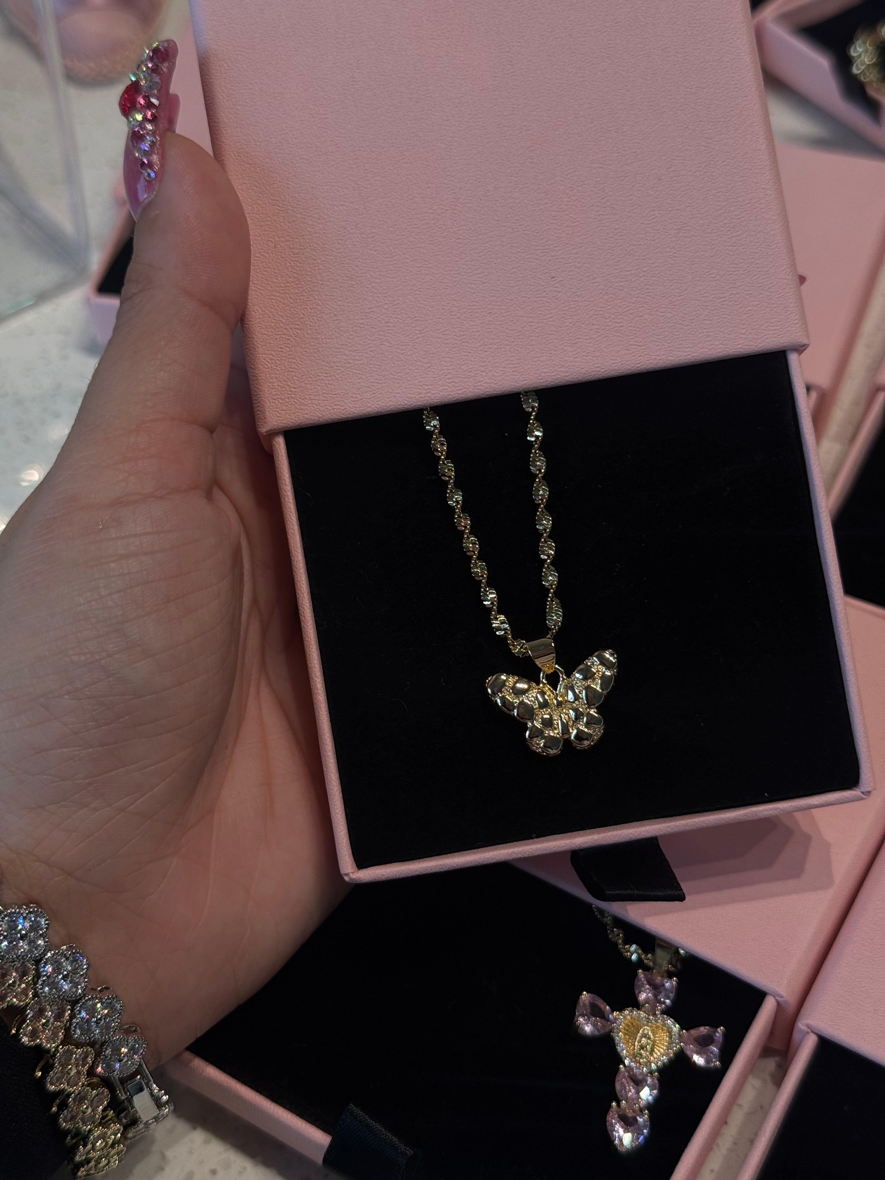 BUTTERFLY NUGGET NECKLACE