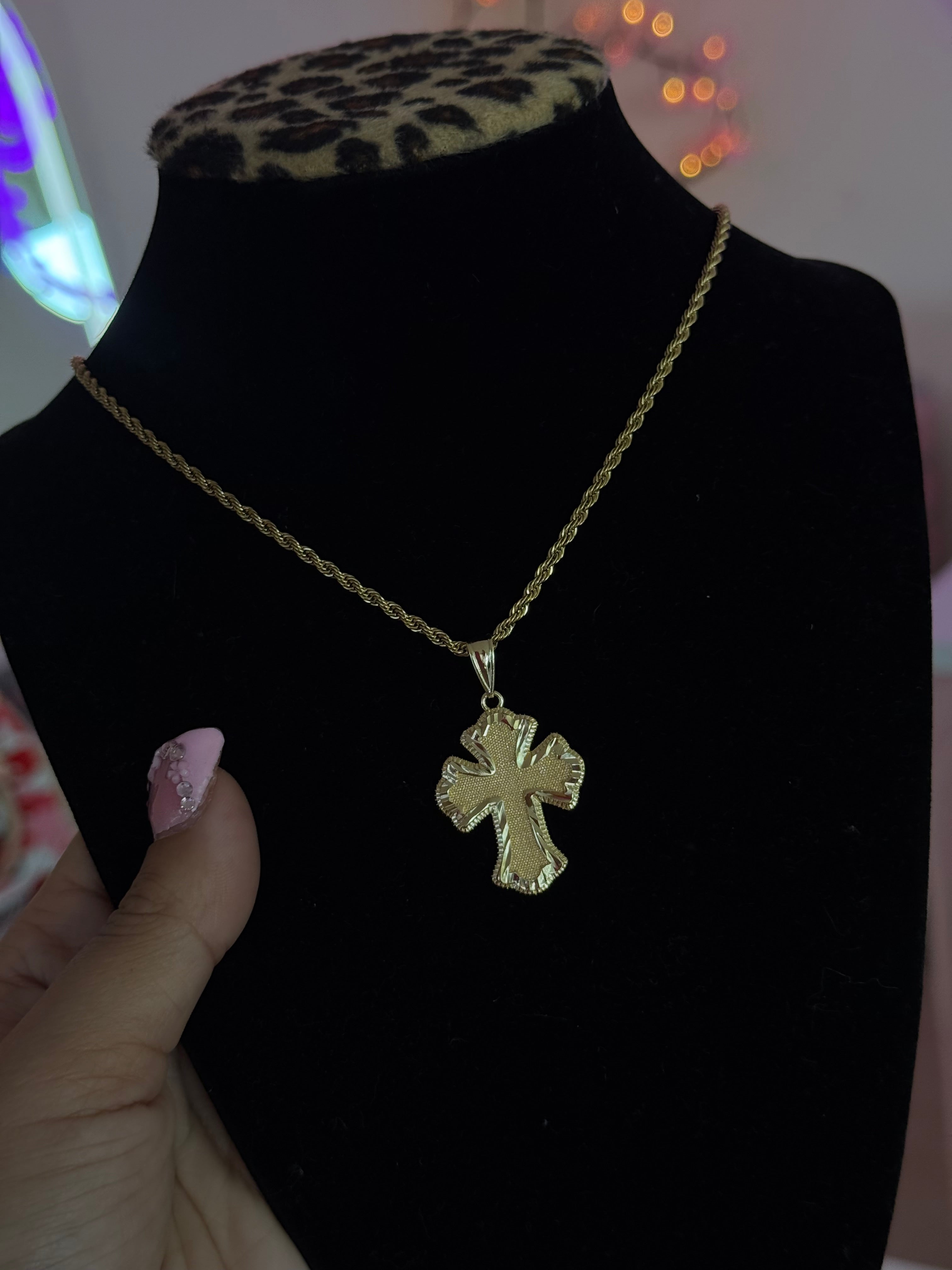 CROSS NECKLACE