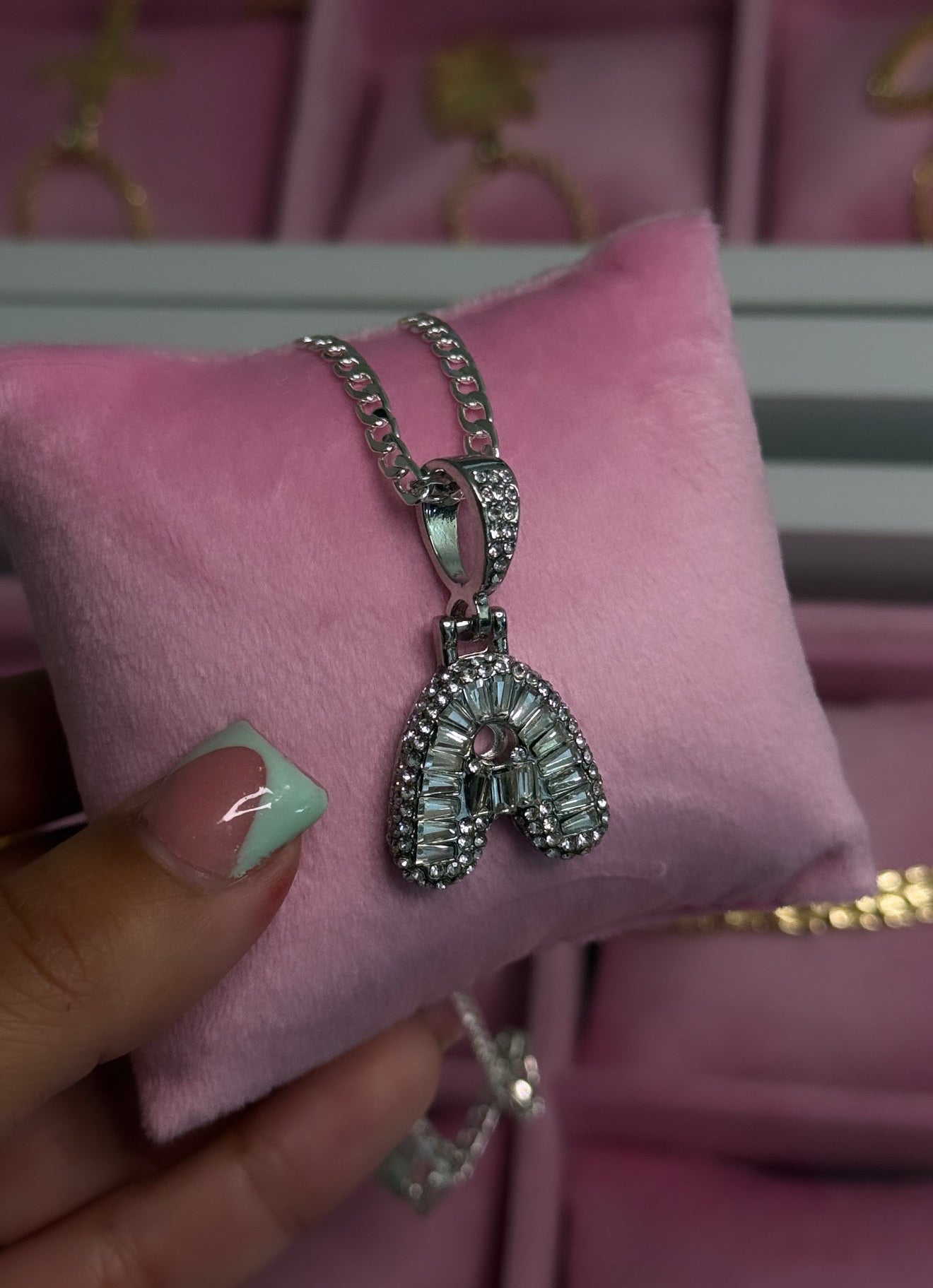 INITIAL NECKLACE