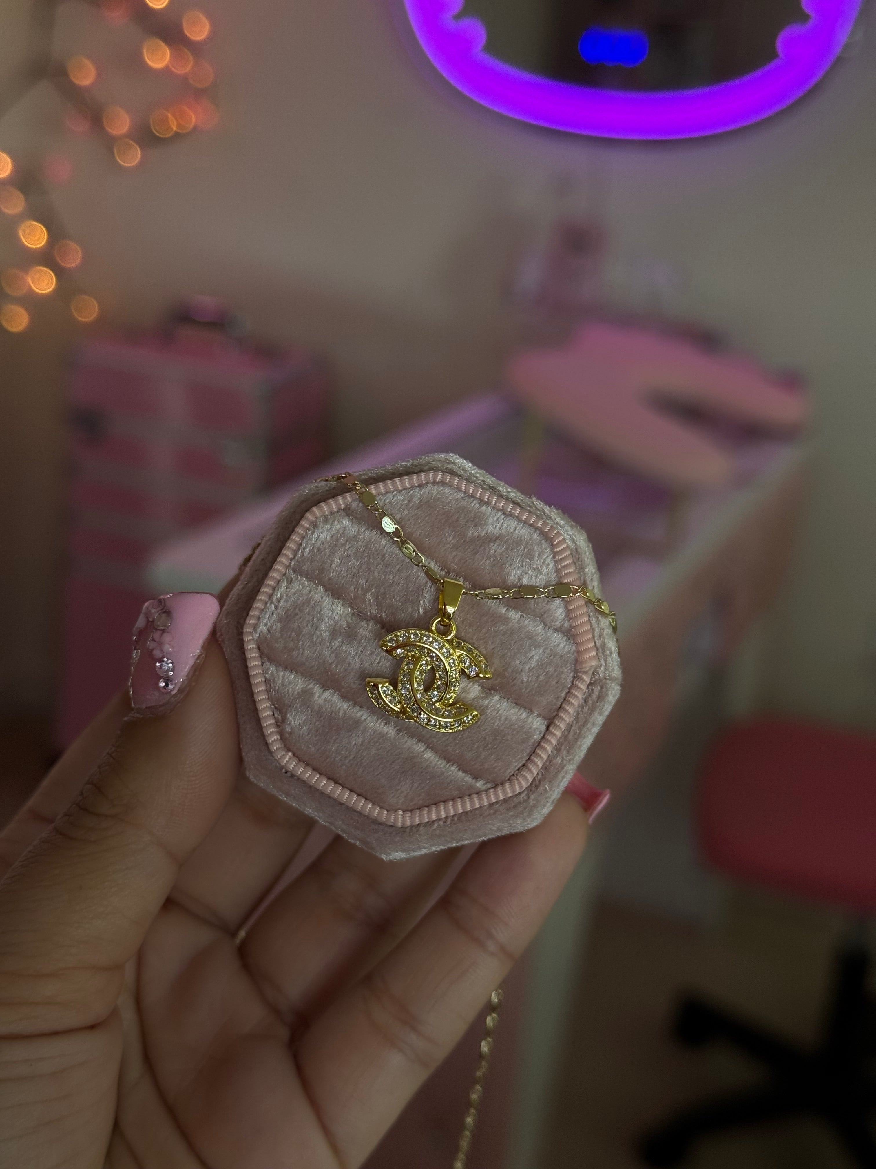 MINI CC NECKLACE