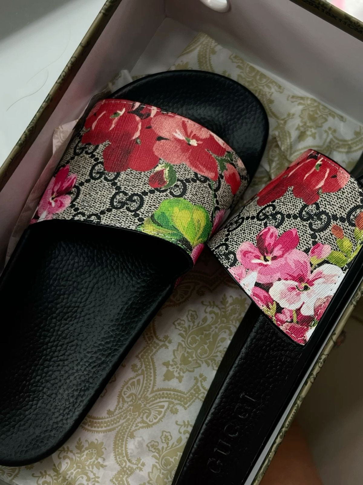 FLORAL SLIDES (PREORDER)