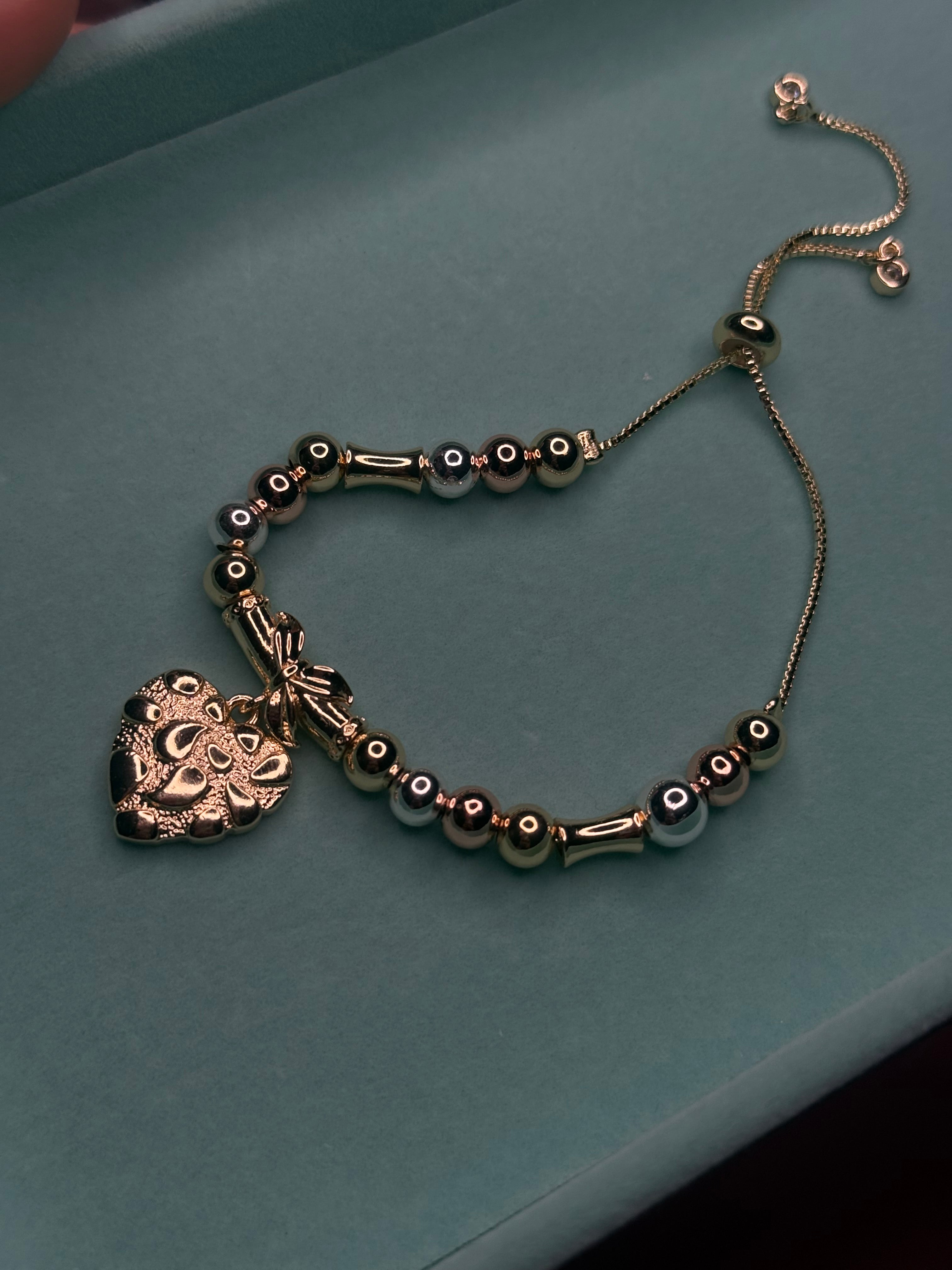 HEART NUGGET CHARM BRACELET