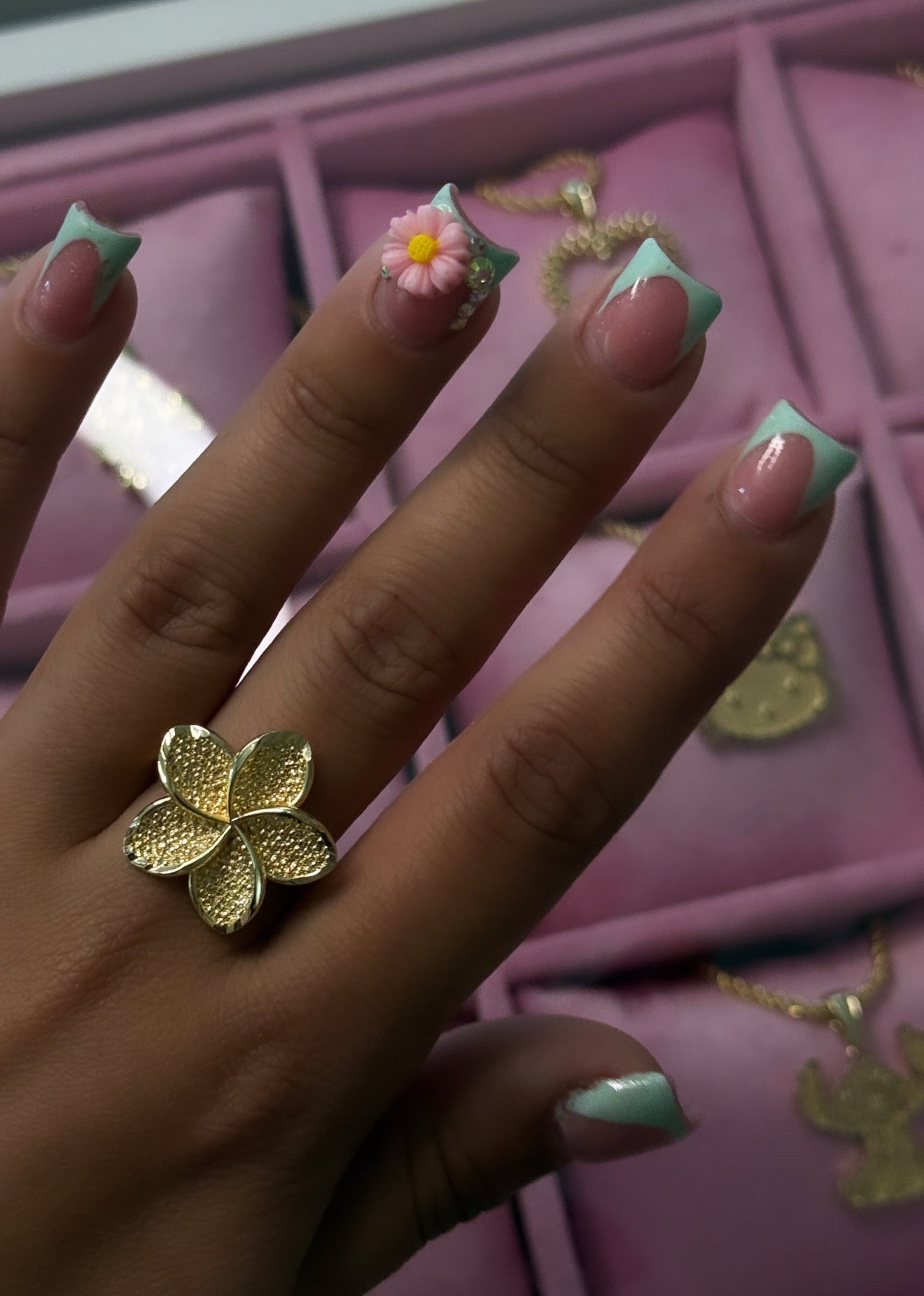 HIBISCUS RING