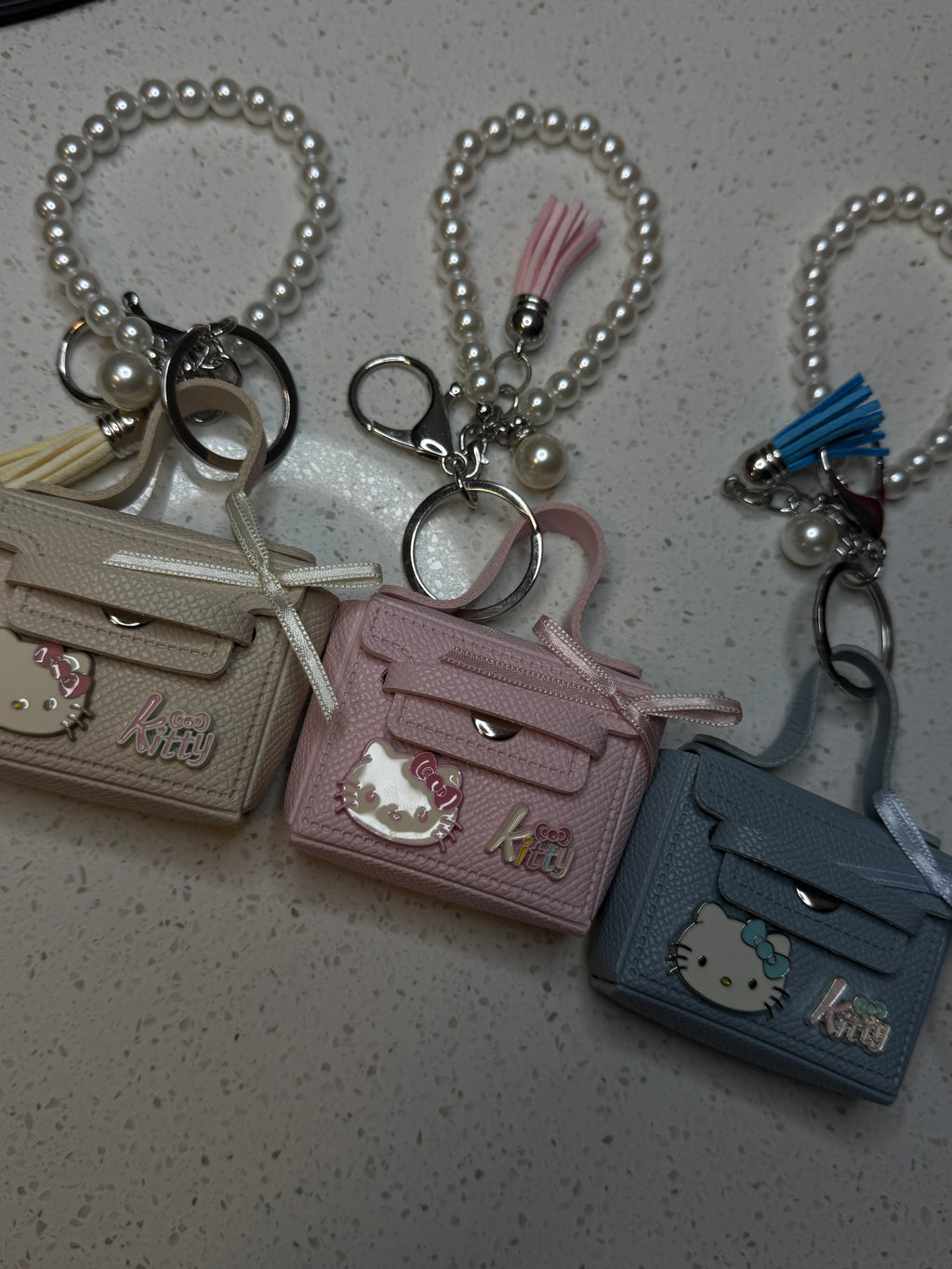 HK KEYCHAIN PURSE